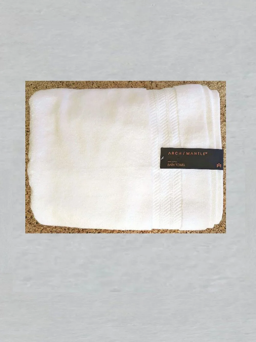 Arch/Mantle White Bath Towel Measure 30 x 54 In